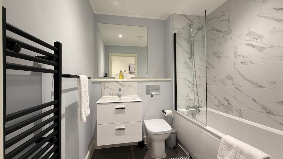 Superb Apt At The Marina 波蒂斯黑德 外观 照片
